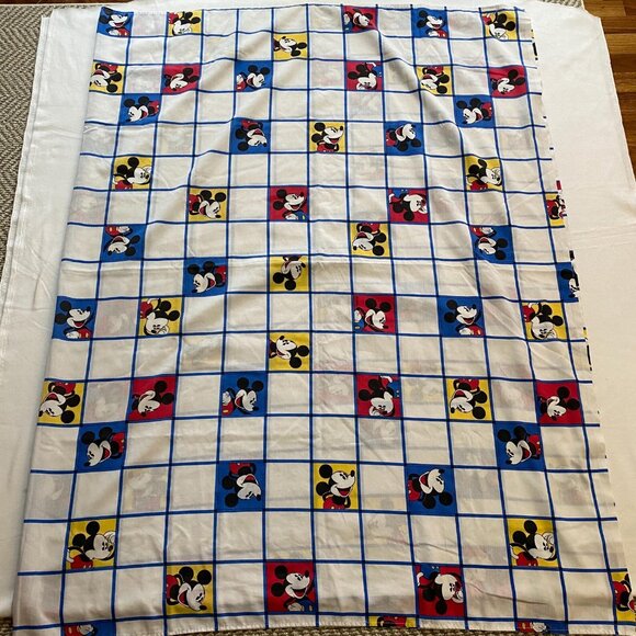 Disney Mickey Mouse Color Block Twin Flat Sheet Made in Canada - Picture 2 of 4